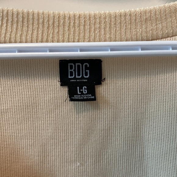 BDG Urban Outfitters Cropped Sweater - Picture 2 of 2
